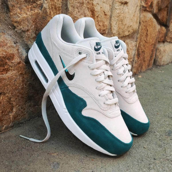 Air Max One green