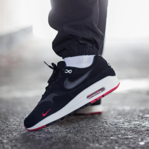 Air Max One University Red
