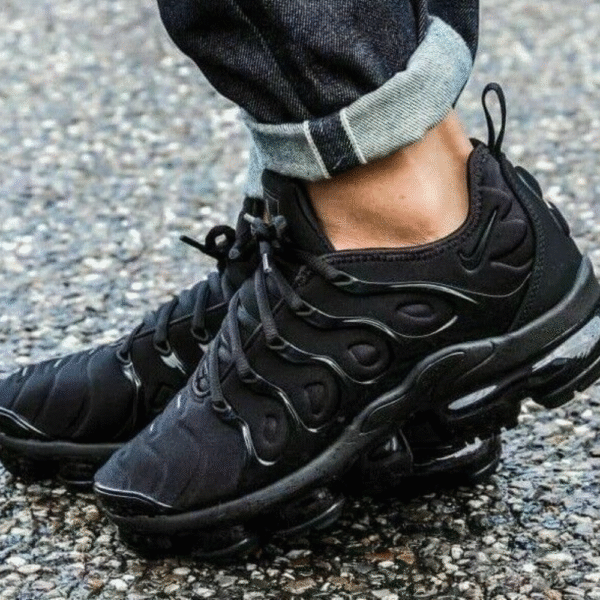 Vapormax Plus Total Black